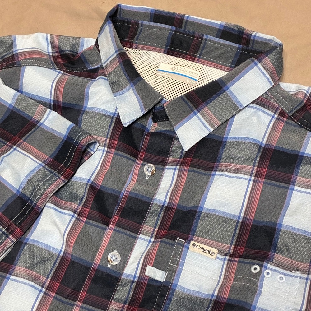Columbia PFG Mens XL Short Sleeve Plaid Fishing Shirt Blue Grey Red Button Down